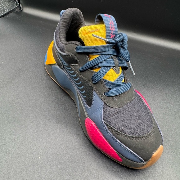 Puma Black and Blue Sneakers Dynamic Design - Picture 5 of 14